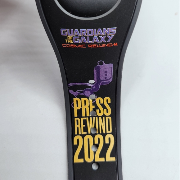 New Disney Marvel Guardians of the Galaxy Cosmic Rewind MagicBand - Picture 4 of 6